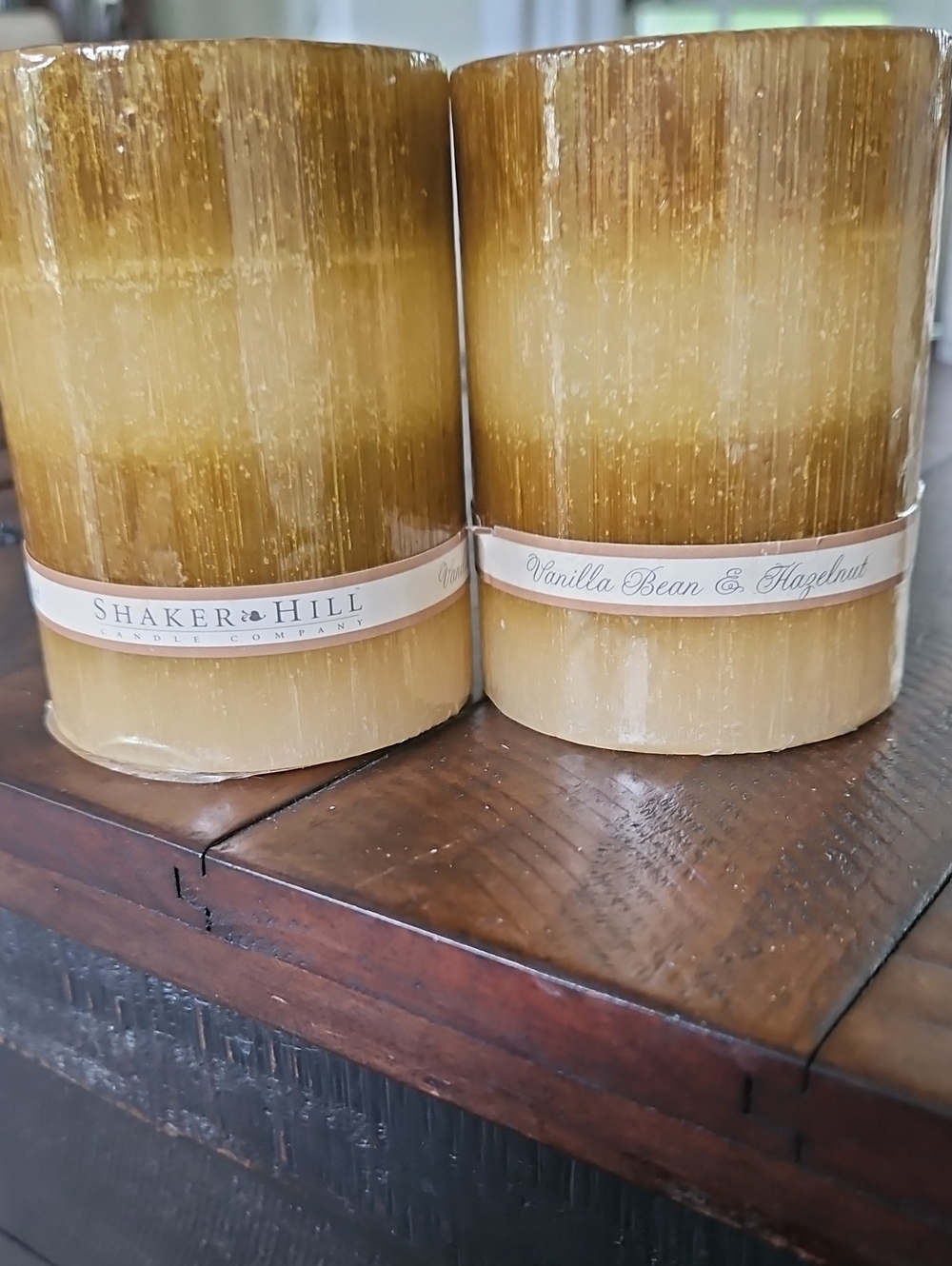 Shaker & Hill Vanilla Bean & Hazelnut Candles - Set of 2